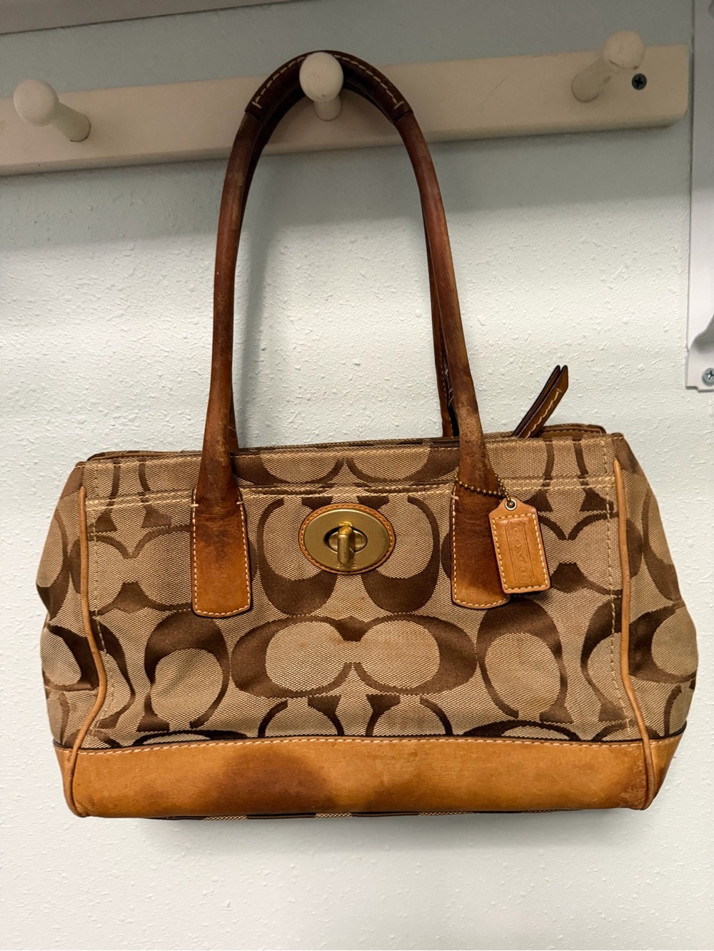 Coach vintage jacquard shoulder bag